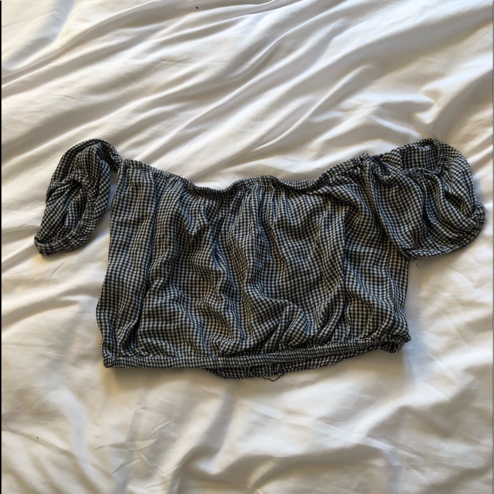AEO GINGHAM OFF THE SHOULDER CROP TOP